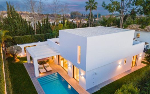 Villa contemporánea Guadalmina Marbella Contemporary Villa Guadalmina Marbella فيلا حديثة للبيع غوادالمينا ماربيا