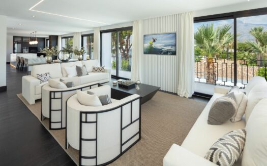 Luxurious villa in Nueva Andalucía