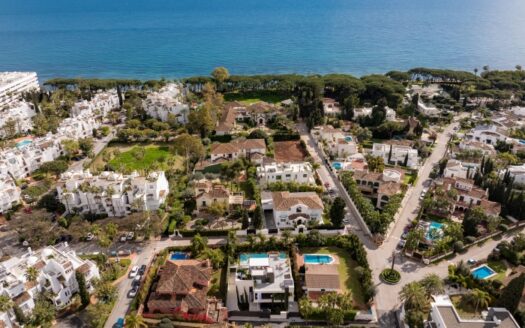Villa de lujo en venta Milla de Oro Marbella Luxury villa for sale golden mila marbella