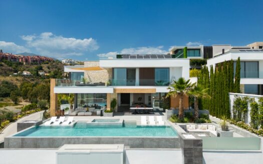 Marbella Luxury Villa Experience