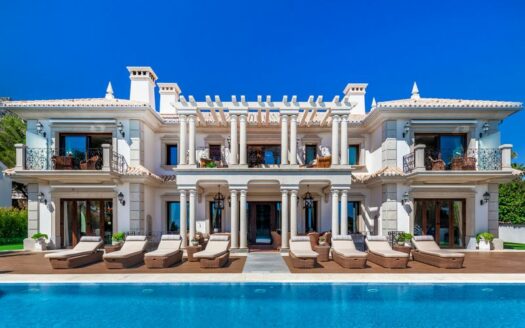 Zonas exclusivas para villas de lujo en Marbella Exclusive areas for luxury villas in Marbella